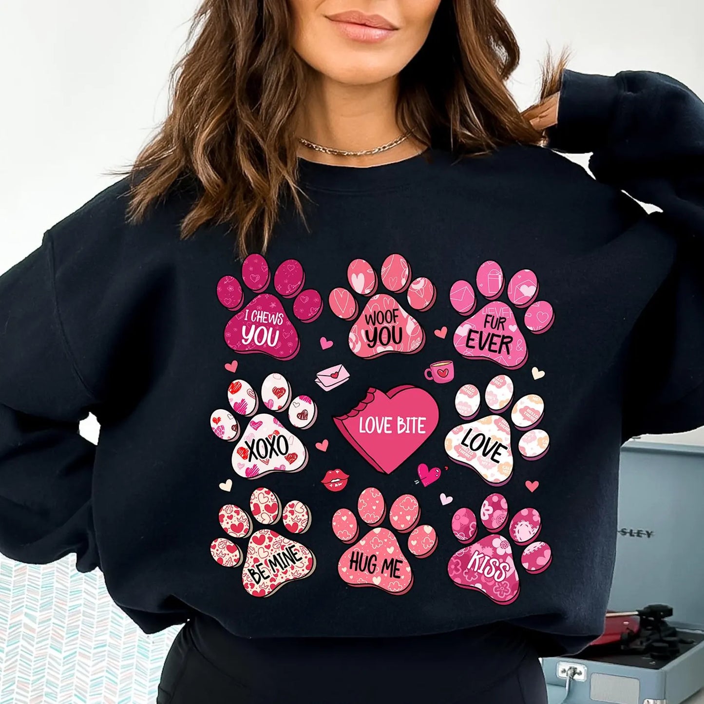 Paw print valentine- Graphic Sweatshirt