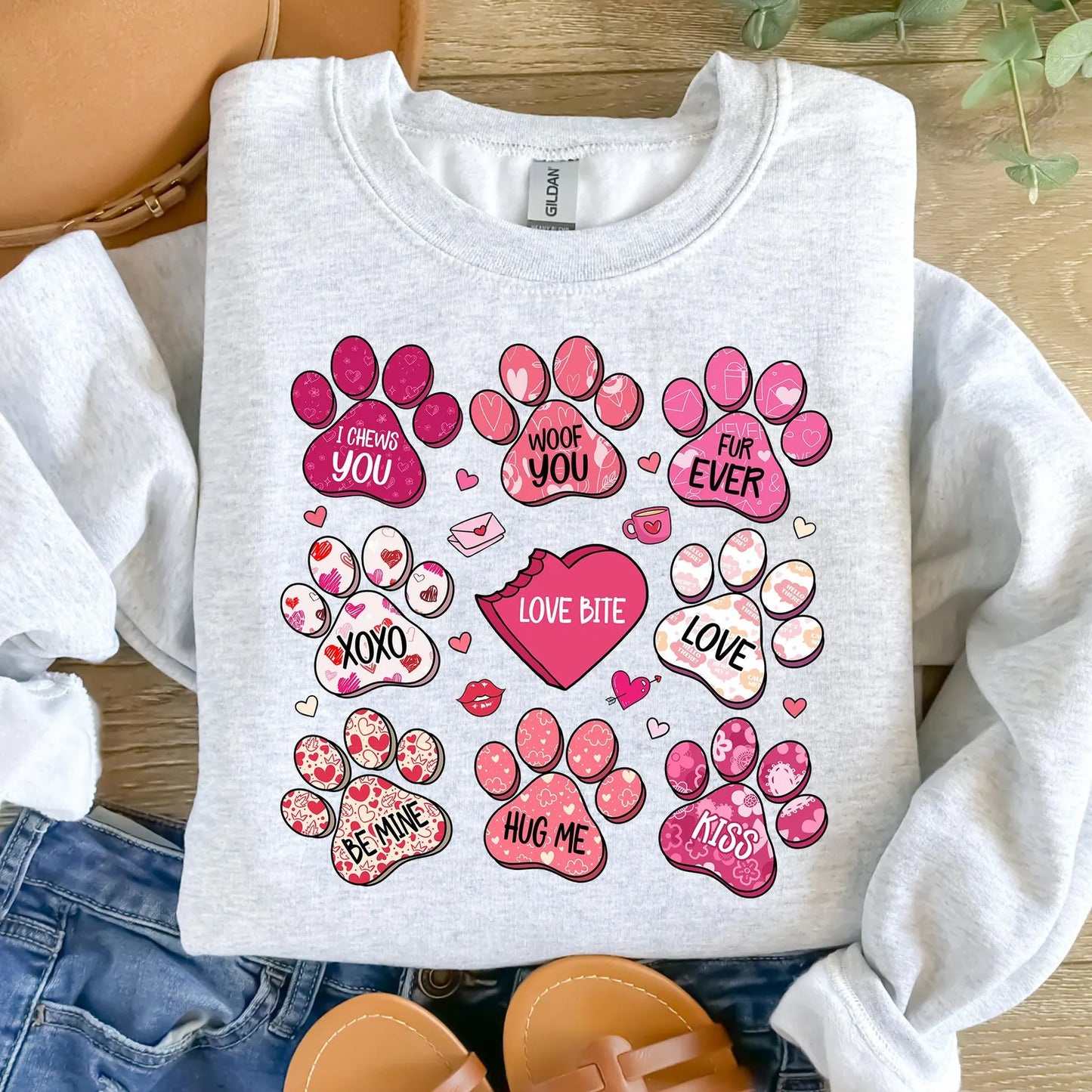 Paw print valentine- Graphic Sweatshirt