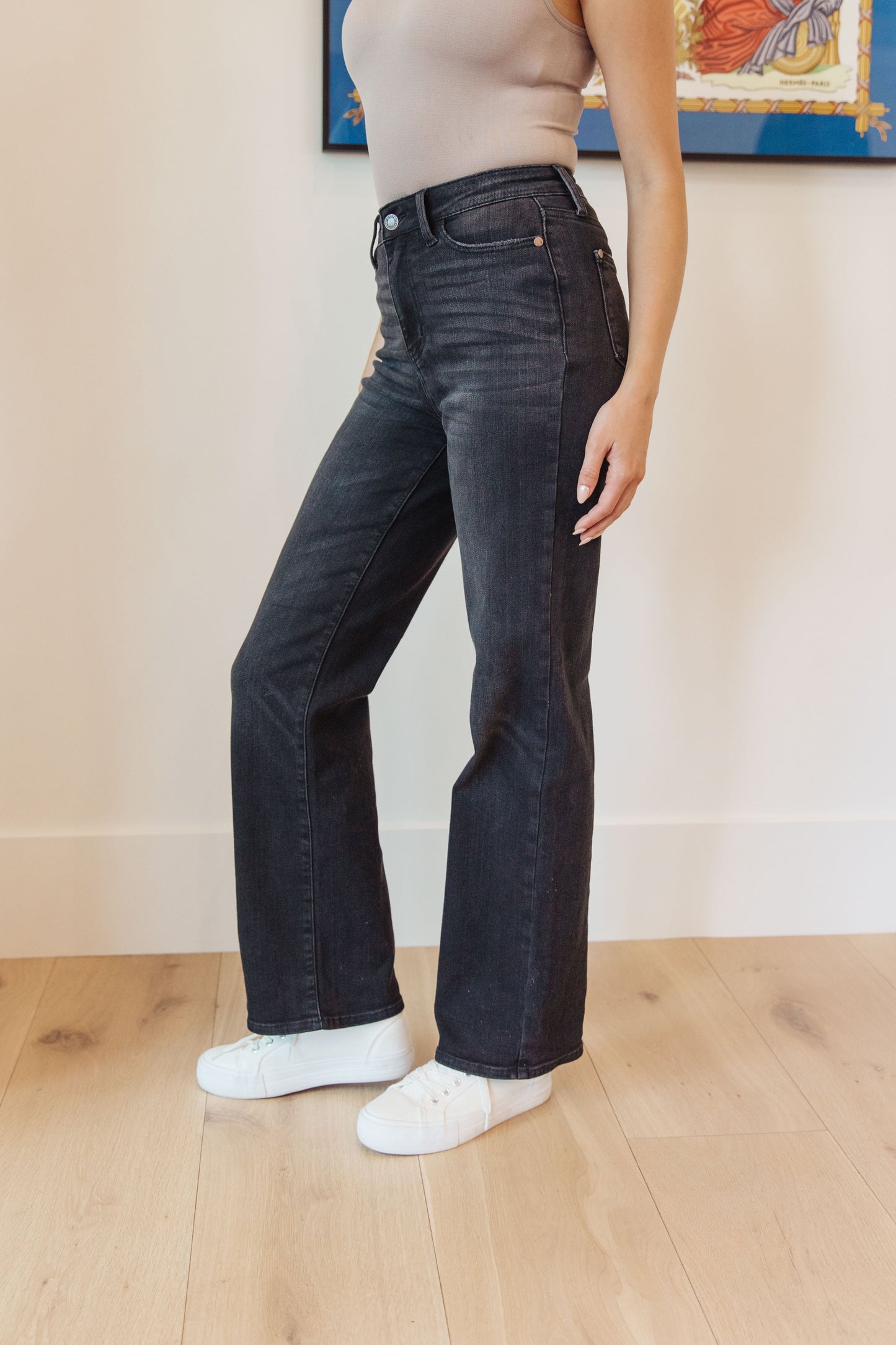 Eleanor High Rise Classic Straight Jeans in Washed Black